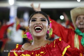 Desfile Escolar 2023 desde la Avenida de Bolívar a Chávez