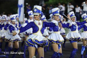 Desfile Escolar 2023 desde la Avenida de Bolívar a Chávez