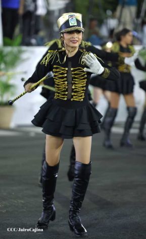 Desfile Escolar 2023 desde la Avenida de Bolívar a Chávez