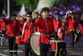 Desfile Escolar 2023 desde la Avenida de Bolívar a Chávez