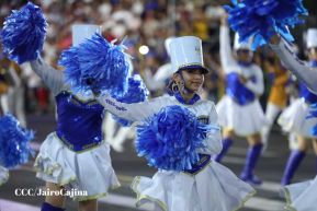 Desfile Escolar 2023 desde la Avenida de Bolívar a Chávez