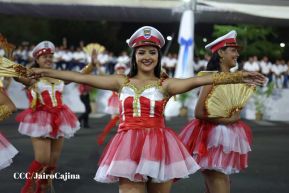 Desfile Escolar 2023 desde la Avenida de Bolívar a Chávez