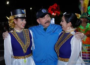 Desfile Escolar 2023 desde la Avenida de Bolívar a Chávez
