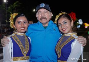 Desfile Escolar 2023 desde la Avenida de Bolívar a Chávez