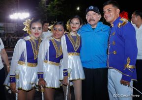 Desfile Escolar 2023 desde la Avenida de Bolívar a Chávez
