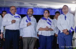 Desfile Escolar 2023 desde la Avenida de Bolívar a Chávez