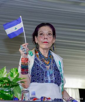 Desfile Escolar 2023 desde la Avenida de Bolívar a Chávez