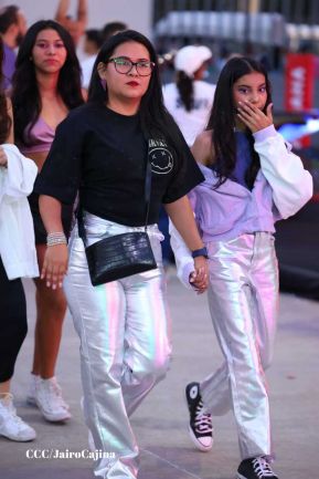 Concierto de Mora en el Polideportivo Alexis Argüello de Managua, Nicaragua