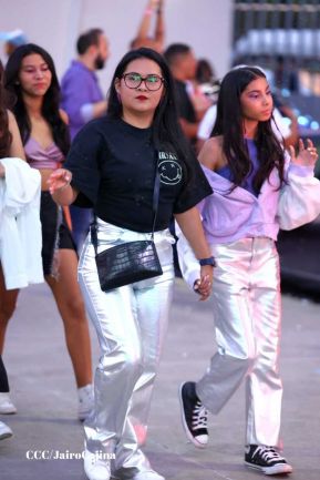Concierto de Mora en el Polideportivo Alexis Argüello de Managua, Nicaragua