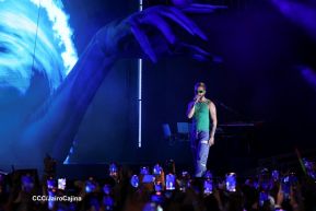 Concierto de Mora en el Polideportivo Alexis Argüello de Managua, Nicaragua