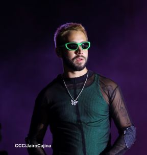 Concierto de Mora en el Polideportivo Alexis Argüello de Managua, Nicaragua