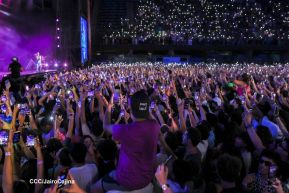 Concierto de Mora en el Polideportivo Alexis Argüello de Managua, Nicaragua