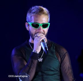 Concierto de Mora en el Polideportivo Alexis Argüello de Managua, Nicaragua