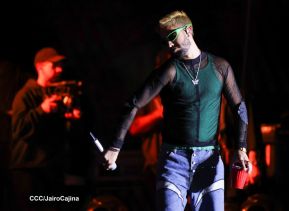 Concierto de Mora en el Polideportivo Alexis Argüello de Managua, Nicaragua