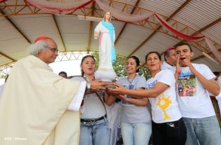 ¿Quién es la niña más guapa?, ¡la Virgencita de Cuapa!