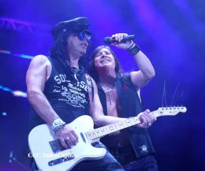 Concierto de Rata Blanca en Managua