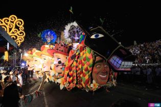 Espectacular XIII edición del Carnaval Alegría por la Vida