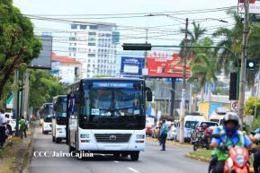 Nicaragua recibe buses procedentes de la República Popular China
