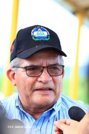 Nicaragua recibe buses procedentes de la República Popular China