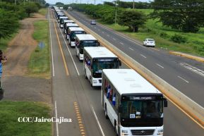 Nicaragua recibe buses procedentes de la República Popular China