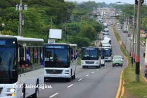 Nicaragua recibe buses procedentes de la República Popular China