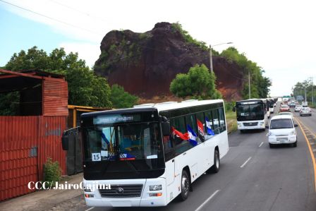 Nicaragua recibe buses procedentes de la República Popular China