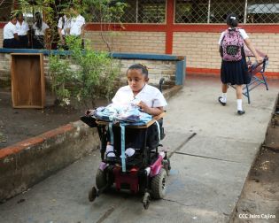 Reinician clases y realizan simulacros en colegios