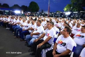Entrega de 250 buses provenientes de China a transportistas de Managua y Ciudad Sandino