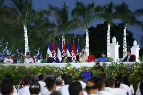 Entrega de 250 buses provenientes de China a transportistas de Managua y Ciudad Sandino
