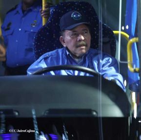 Entrega de 250 buses provenientes de China a transportistas de Managua y Ciudad Sandino
