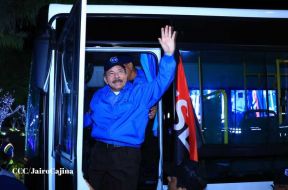 Entrega de 250 buses provenientes de China a transportistas de Managua y Ciudad Sandino