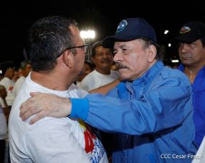 Entrega de 250 buses provenientes de China a transportistas de Managua y Ciudad Sandino