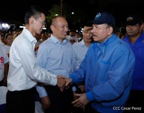 Entrega de 250 buses provenientes de China a transportistas de Managua y Ciudad Sandino