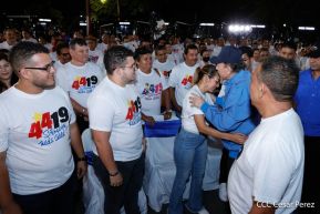 Entrega de 250 buses provenientes de China a transportistas de Managua y Ciudad Sandino