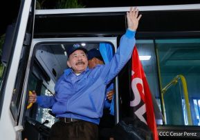 Entrega de 250 buses provenientes de China a transportistas de Managua y Ciudad Sandino