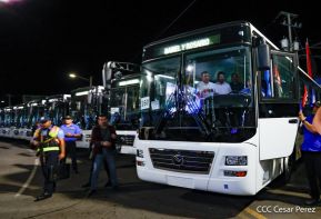 Entrega de 250 buses provenientes de China a transportistas de Managua y Ciudad Sandino
