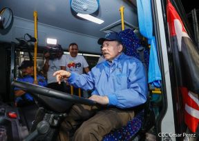 Entrega de 250 buses provenientes de China a transportistas de Managua y Ciudad Sandino