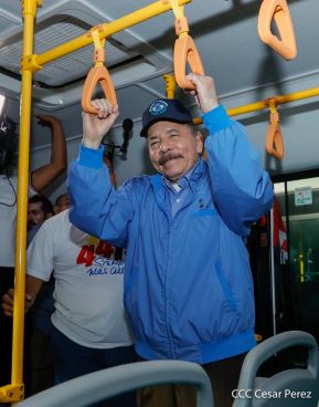 Entrega de 250 buses provenientes de China a transportistas de Managua y Ciudad Sandino