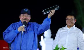 Entrega de 250 buses provenientes de China a transportistas de Managua y Ciudad Sandino