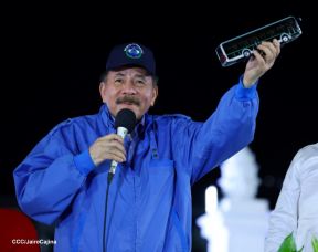 Entrega de 250 buses provenientes de China a transportistas de Managua y Ciudad Sandino