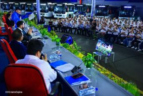 Entrega de 250 buses provenientes de China a transportistas de Managua y Ciudad Sandino