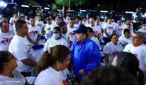 Entrega de 250 buses provenientes de China a transportistas de Managua y Ciudad Sandino
