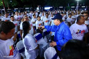 Entrega de 250 buses provenientes de China a transportistas de Managua y Ciudad Sandino