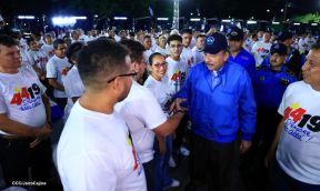 Entrega de 250 buses provenientes de China a transportistas de Managua y Ciudad Sandino