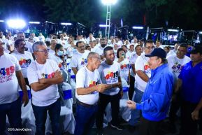 Entrega de 250 buses provenientes de China a transportistas de Managua y Ciudad Sandino