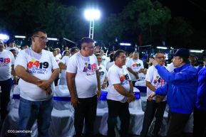 Entrega de 250 buses provenientes de China a transportistas de Managua y Ciudad Sandino
