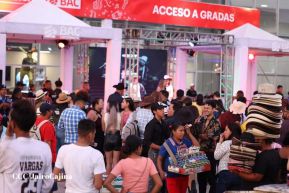 Carín León en concierto en el Estadio Soberanía