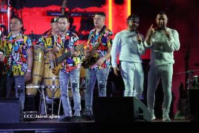 Carín León en concierto en el Estadio Soberanía