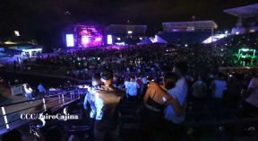 Carín León en concierto en el Estadio Soberanía