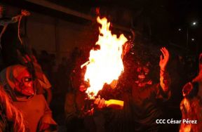 Así fueron recorridas las calles de Masaya por el tradicional desfile de los Agüizotes